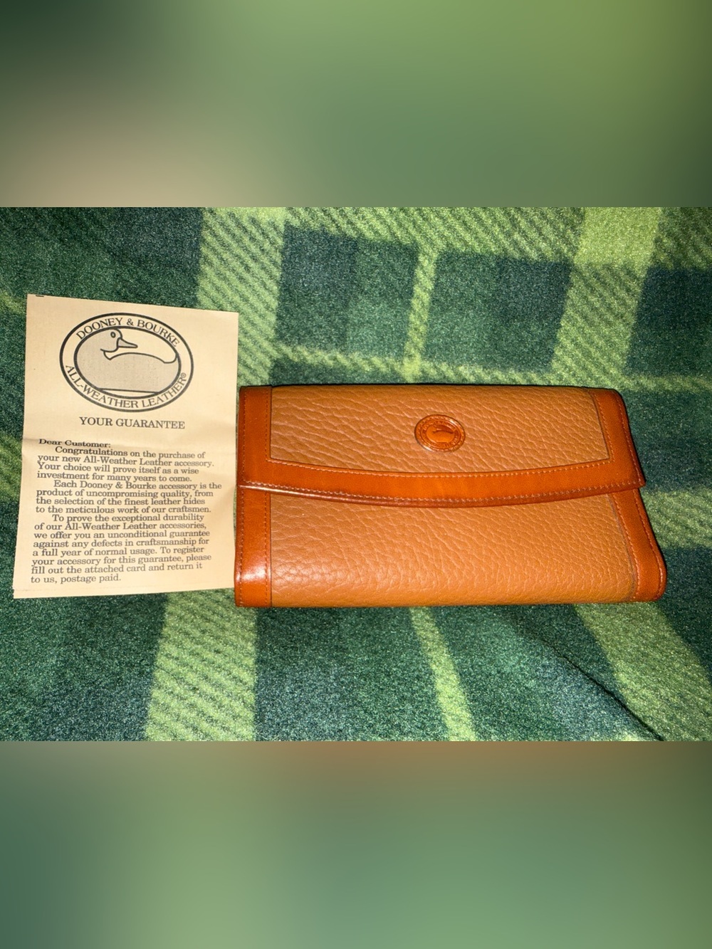 Dooney and Bourke W04 Checkbook organizer